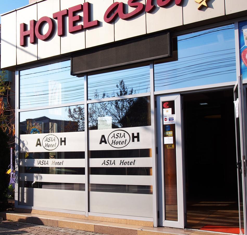 Asia Hotel Targu Jiu Exterior photo