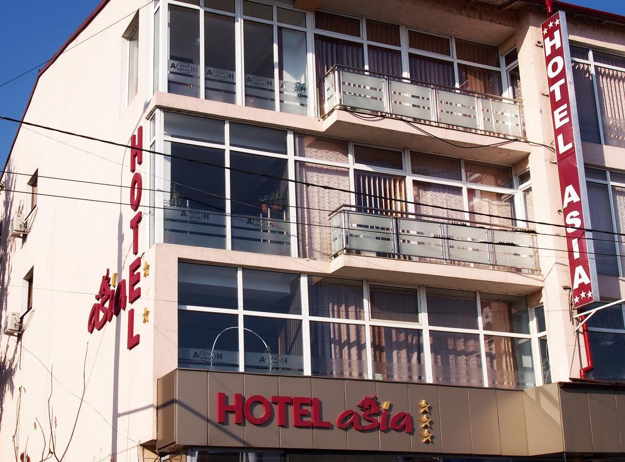 Asia Hotel Targu Jiu Exterior photo